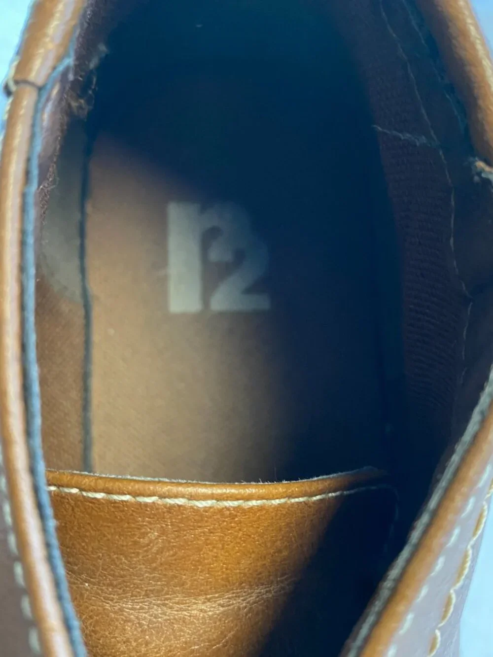 R2 men’s brown